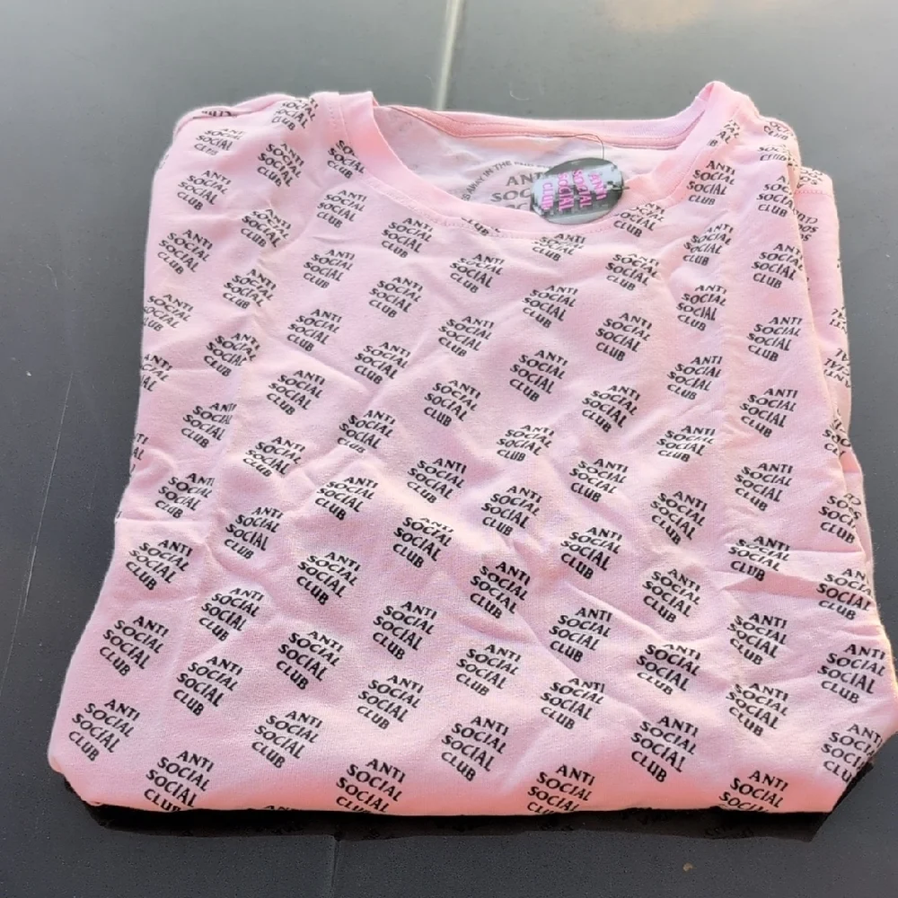 Anti Social Social Club Pink Logo Pattern Tee - Picture 4 of 5